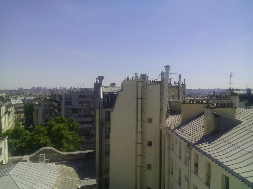 Hotel Andre Gill Paris Ruang foto